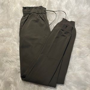 High waisted Lululeom joggers